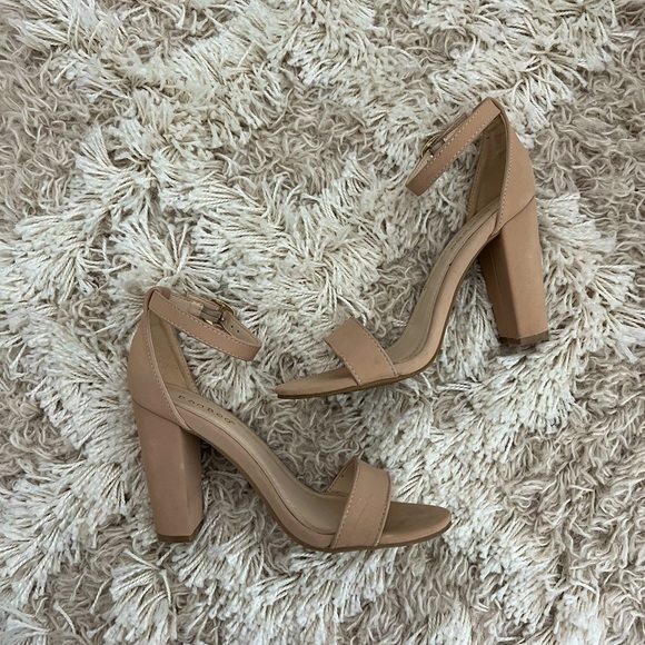 BAMBOO | Shoes | Nude Heels Size 6 